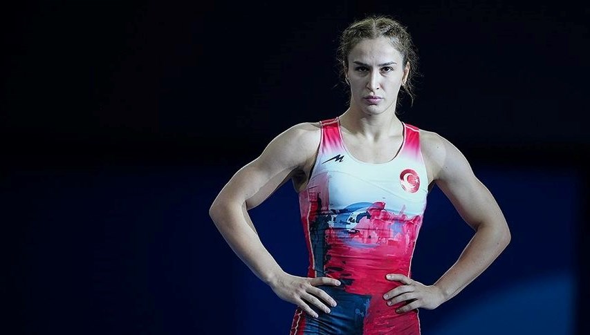 buse tosun cavusoglu dunya gures sampiyonasinda 5 oldu uPup2HgH