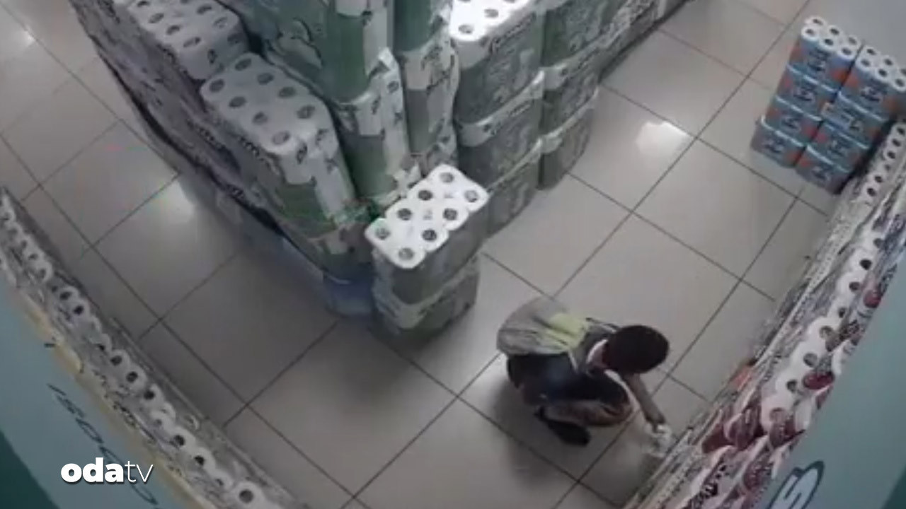 cocuk marketteki peceteleri yakti DUct2nRj