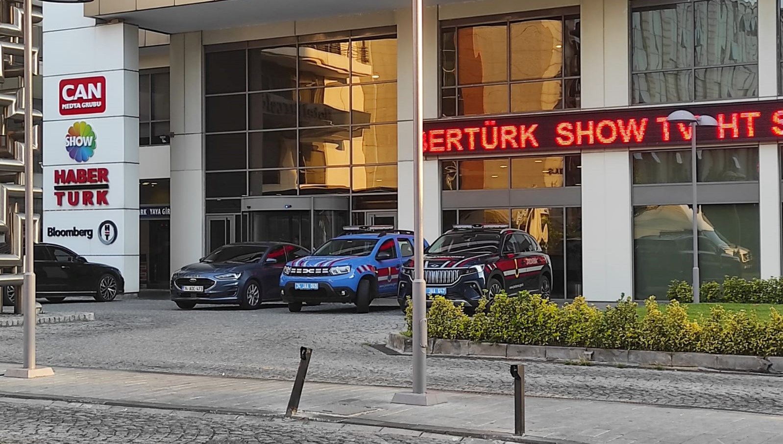 haberturk ve show tvye el konuldu kara para aklama ve kacakcilik suclamasi z2gQq9Lj