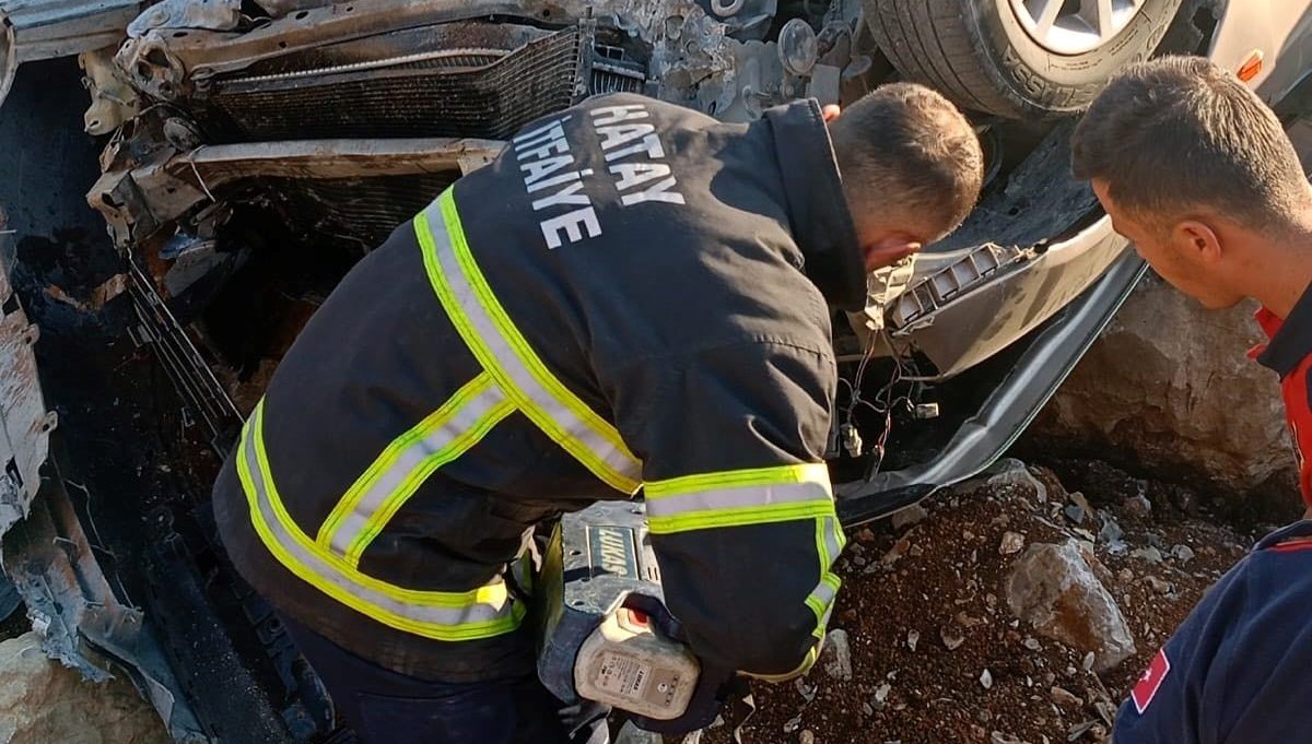 hatayda arac takla atti surucu yaralandi wjzTsOTr