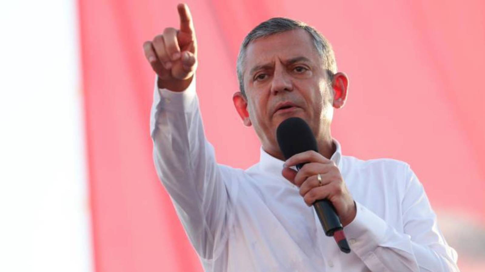 ozgur ozel millet iradesine sahip cikiyor mitinginde afyonkarahisarda konusuyor TSrLIQwc