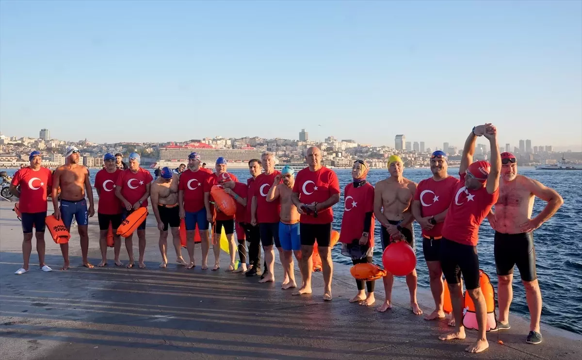 yuzuculer gazzeye destek icin yuzdu QBI6Gpli