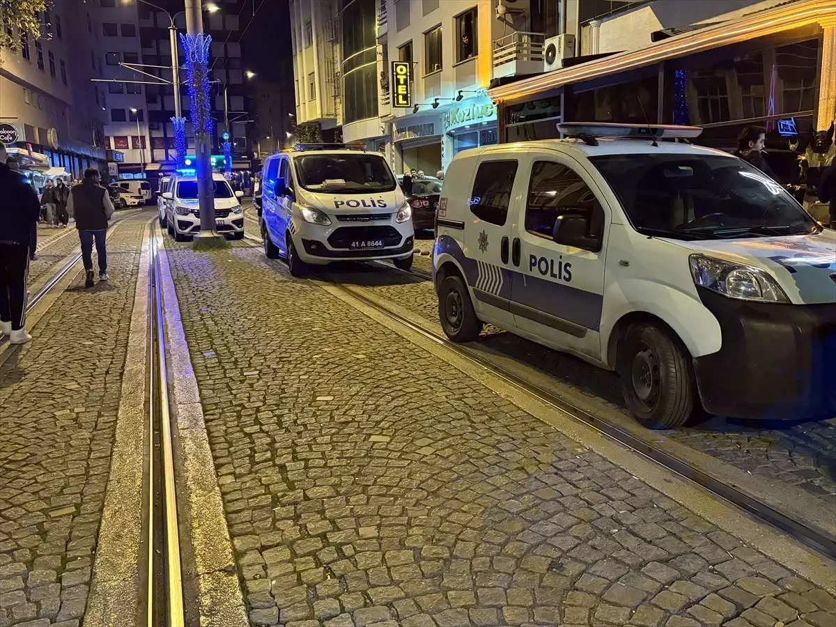 izmitte silahli kavga 2 yarali OBDdh8aE.jpg