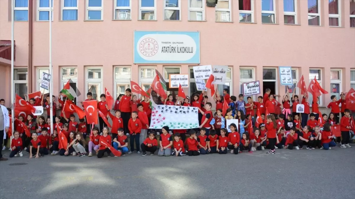 ogrencilerden filistine farkindalik etkinligi d9FyyKXm