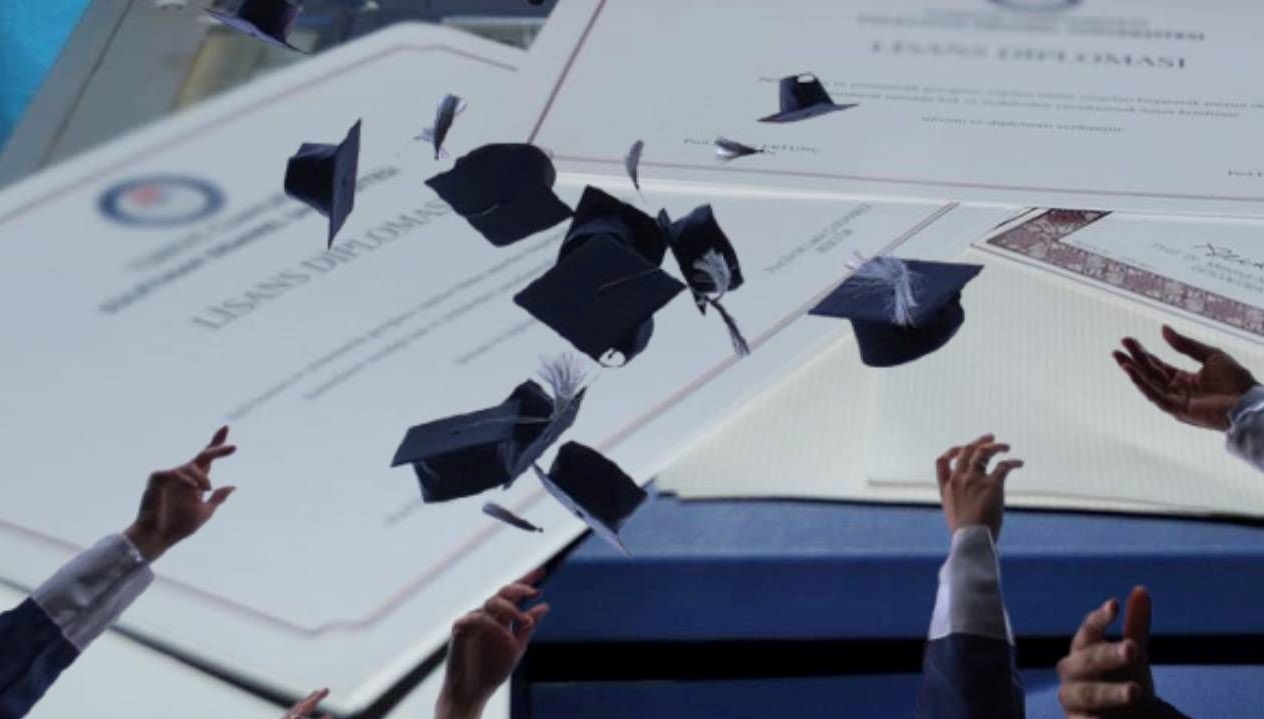 sahte diploma cetesi davasinda bes tahliye HXWSanxu