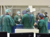 Beynindeki Damar Yumağı 5 Saatlik Ameliyatla Alındı