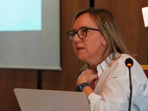 Nato operasyonunda tutuklanan doc dr emel memis tahliye sonrasinda cumhuriyete konustu TDYhhmel